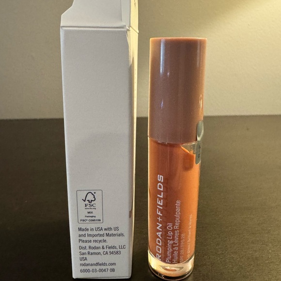Rodan Fields Plumping Lip Oil SPF 28 Peach 5 ml .17 oz Full Size NIB EXP 12/25 - Picture 4 of 5